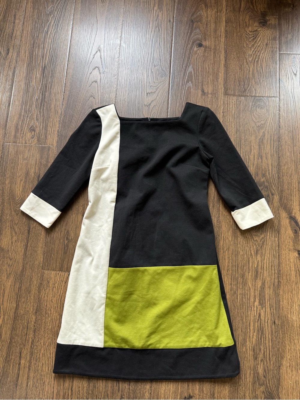 Jessica Howard Black, Cream & Lime Colorblock Long-Sleeve Shift Dress